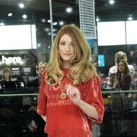 Nicola Roberts signs copies of her debut album 'Cinderella's Eyes' | Picture 88010